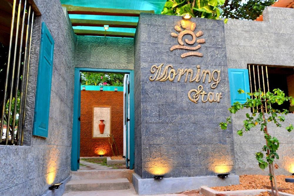 Morning Star Resorts Negombo Bagian luar foto